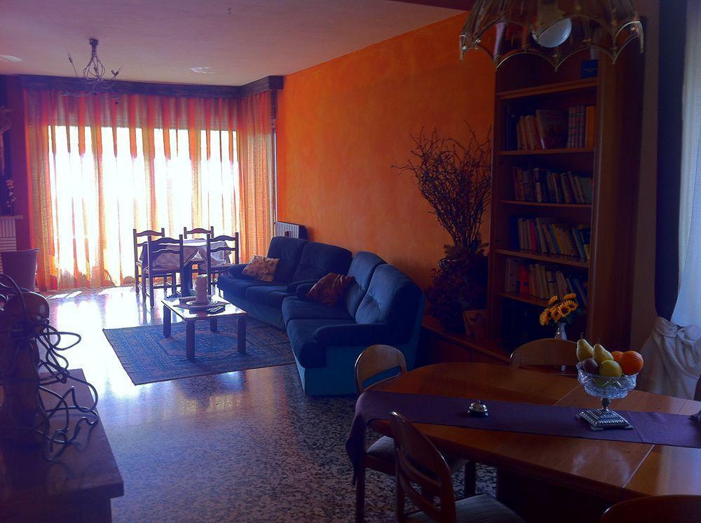 سالو Guest House Villa De Ros المظهر الخارجي الصورة