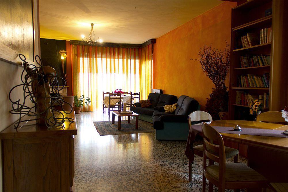سالو Guest House Villa De Ros المظهر الخارجي الصورة