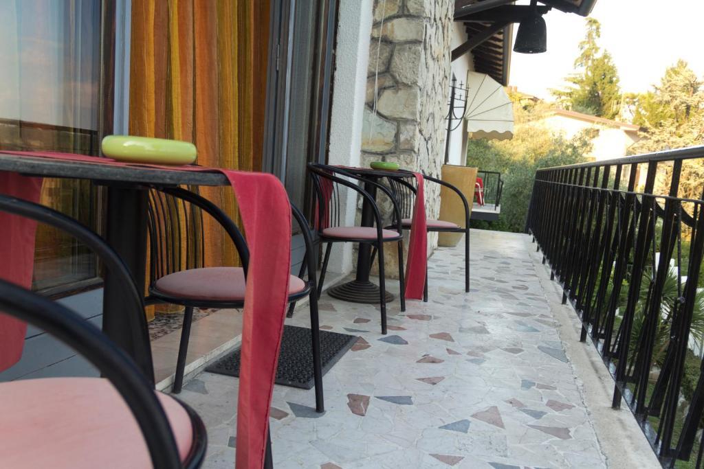 سالو Guest House Villa De Ros المظهر الخارجي الصورة