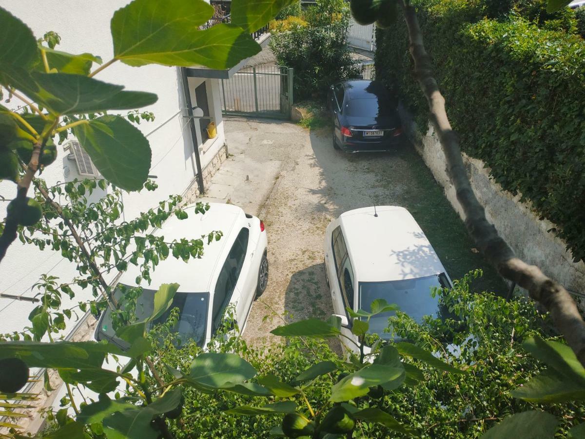 سالو Guest House Villa De Ros المظهر الخارجي الصورة